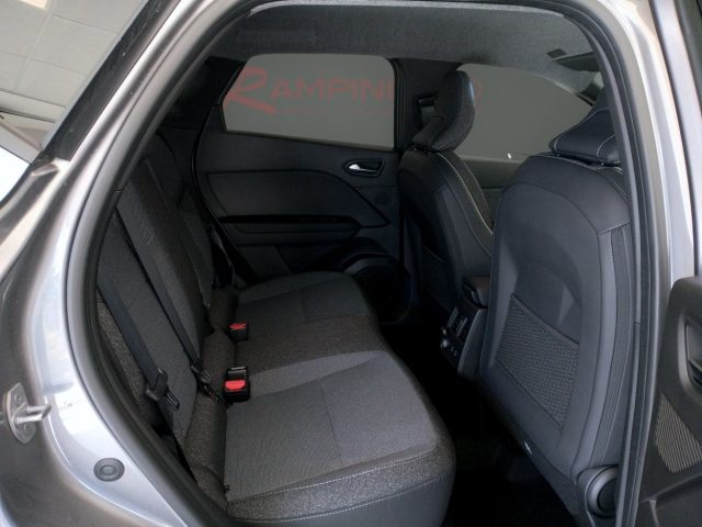RENAULT Captur usata 15