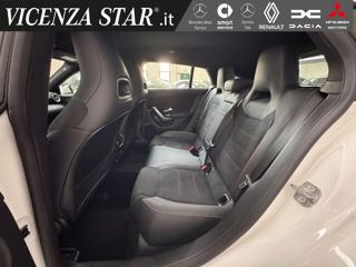 MERCEDES-BENZ CLA 200 usata, con Chiusura centralizzata