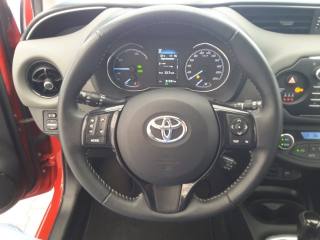 TOYOTA Yaris usata, con Boardcomputer