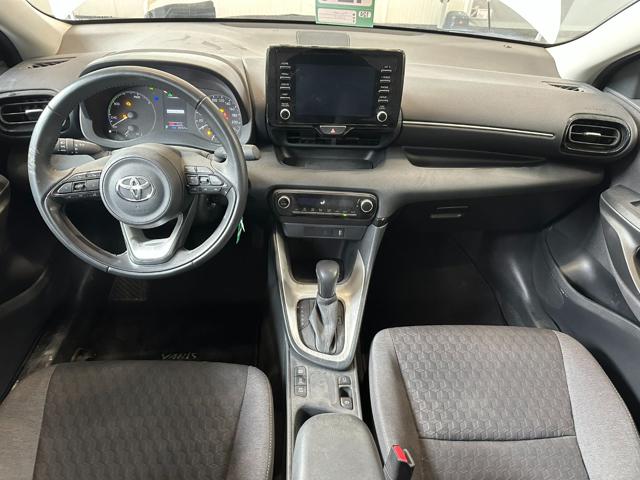 TOYOTA Yaris usata, con Sedile posteriore sdoppiato