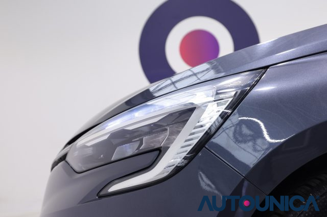 RENAULT Clio usata, con USB