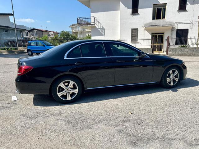MERCEDES-BENZ E 200 usata, con Autoradio