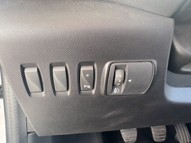RENAULT Twingo usata 29