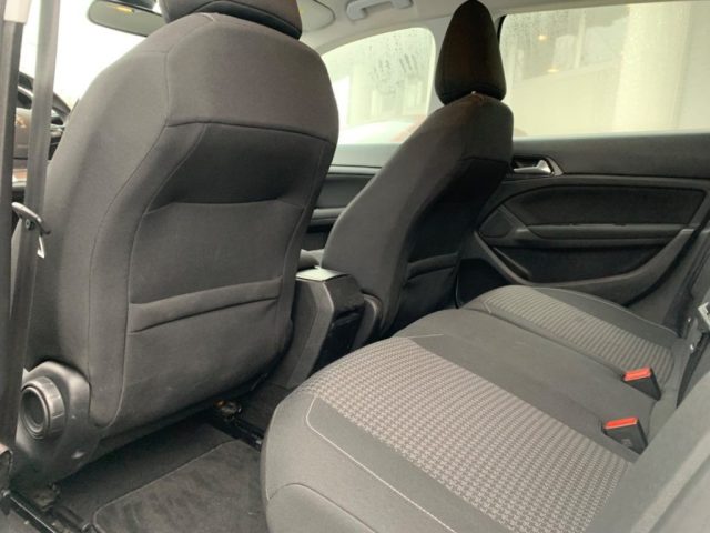 PEUGEOT 308 usata, con Alzacristalli elettrici