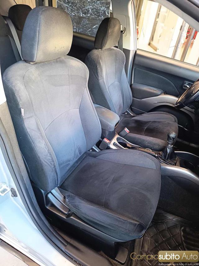 MITSUBISHI Outlander usata 25