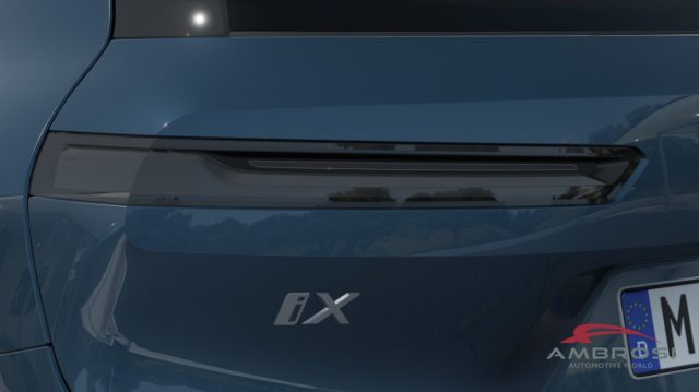 BMW iX usata 6