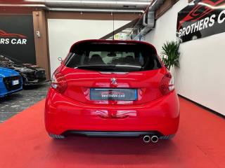 PEUGEOT 208 usata, con Alzacristalli elettrici