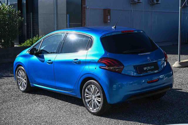 PEUGEOT 208 usata, con Boardcomputer