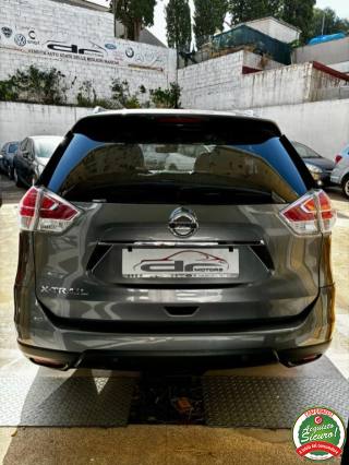 NISSAN X-Trail usata, con Autoradio