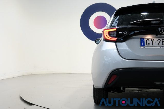 TOYOTA Yaris usata 49