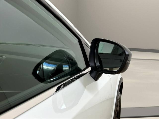 NISSAN Qashqai usata, con Sensori di parcheggio anteriori