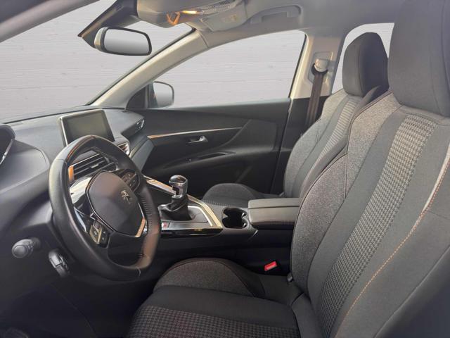 PEUGEOT 3008 usata, con Climatizzatore
