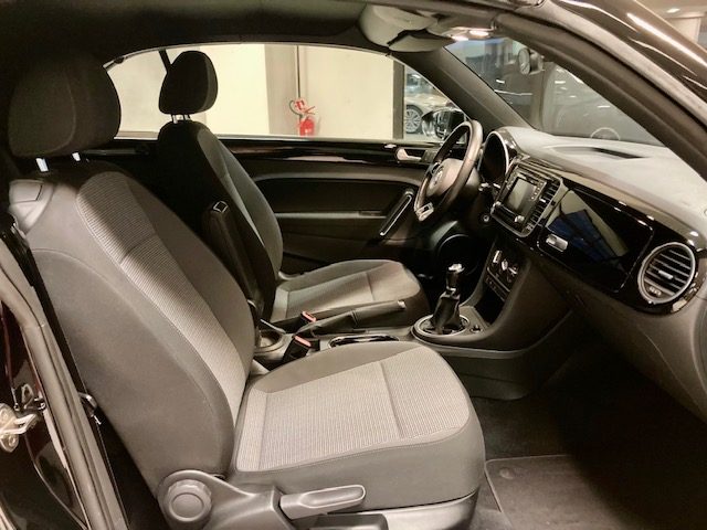 VOLKSWAGEN Maggiolino usata, con Controllo trazione