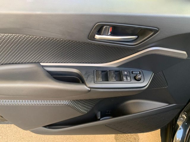TOYOTA C-HR usata, con Climatizzatore