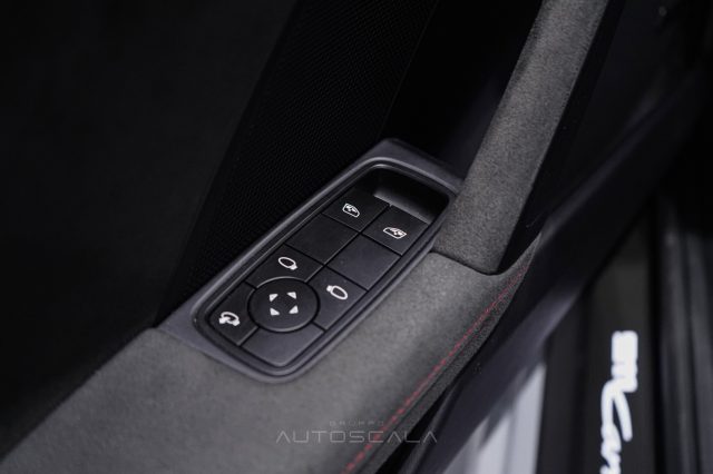 PORSCHE 992 usata, con Specchietti laterali elettrici