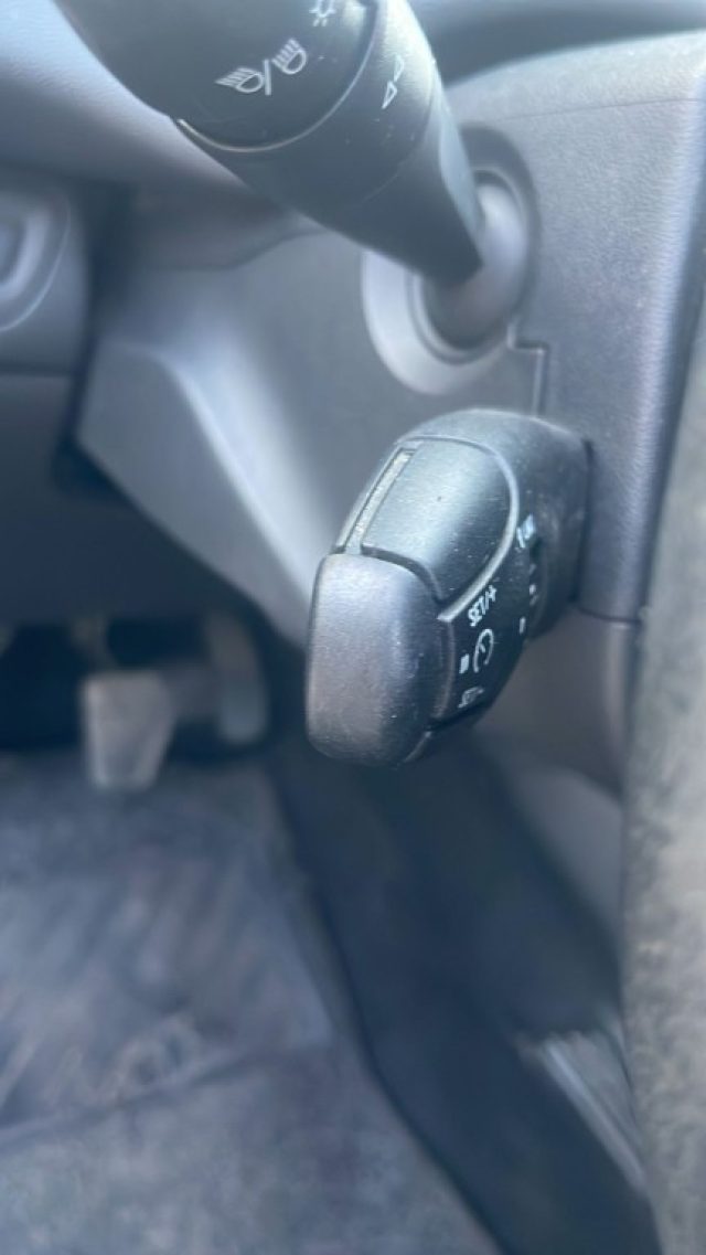 PEUGEOT 208 usata, con Servosterzo