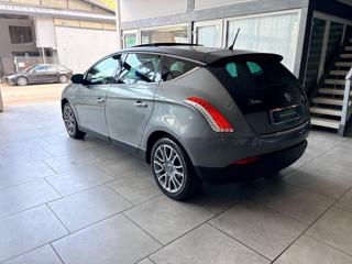LANCIA Delta usata, con Autoradio