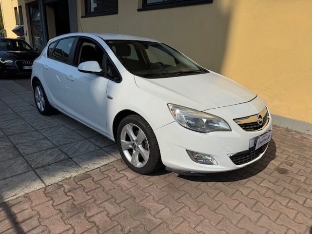 OPEL Astra usata, con Airbag laterali