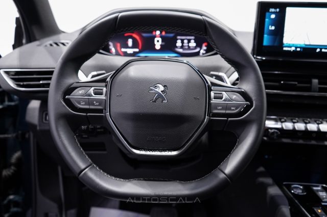 PEUGEOT 3008 usata, con Volante in pelle