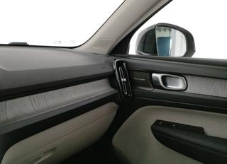 VOLVO XC40 usata, con Fari LED