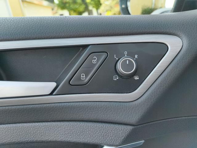 VOLKSWAGEN Golf usata, con Chiusura centralizzata