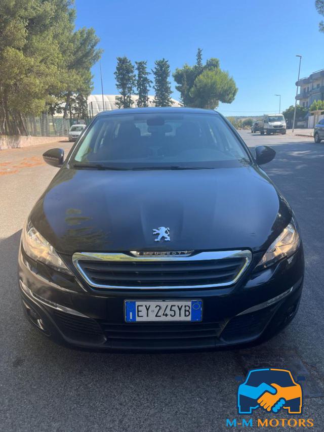 PEUGEOT 308 usata, con Airbag