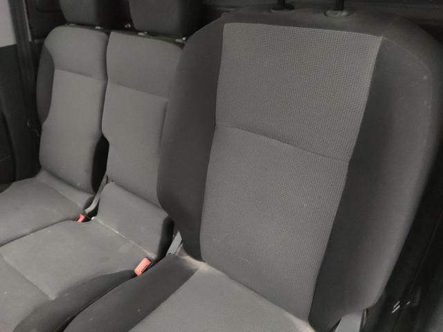 OPEL Combo usata, con Sensori di parcheggio posteriori