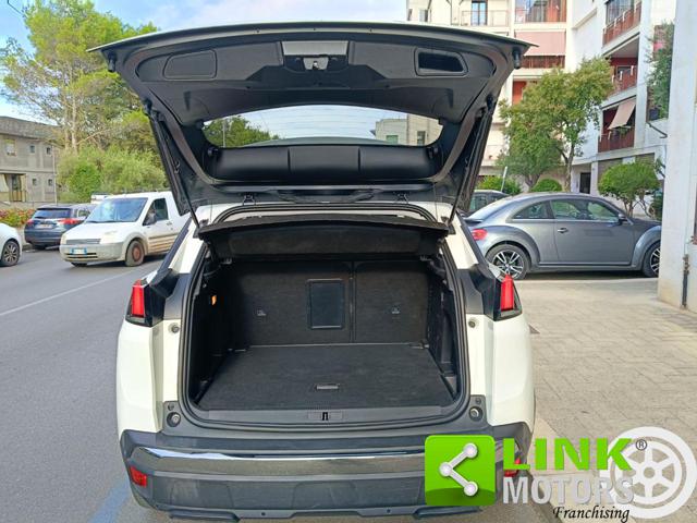PEUGEOT 3008 usata, con Autoradio digitale