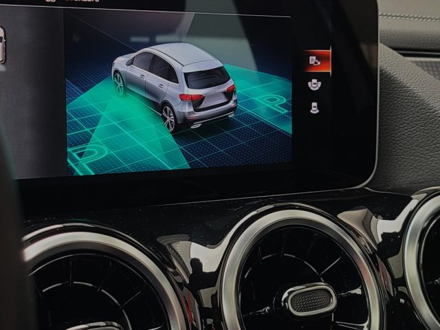 MERCEDES-BENZ B 220 usata, con Immobilizzatore elettronico