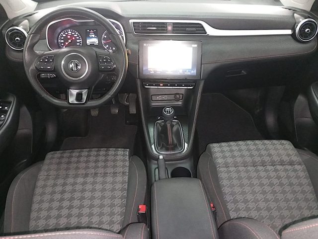 MG ZS usata, con Fendinebbia