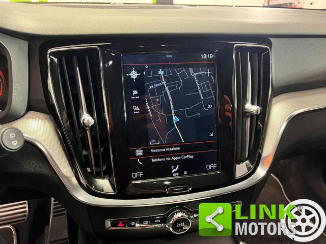 VOLVO V60 usata, con Sensori di parcheggio anteriori