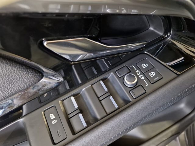 LAND ROVER Range Rover Evoque usata, con USB