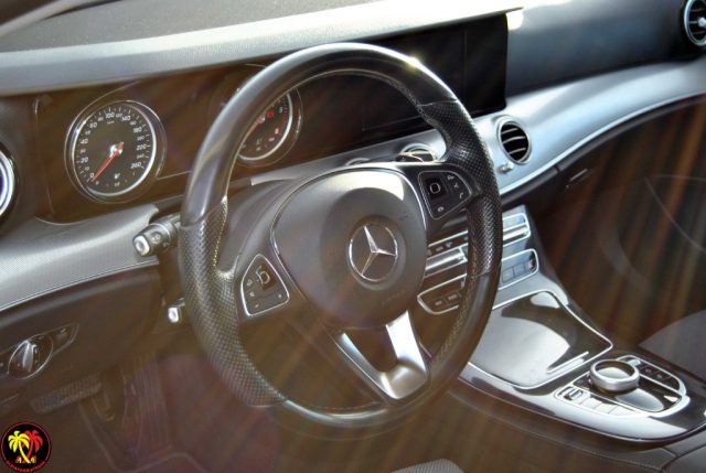 MERCEDES-BENZ E 220 usata, con Regolazione elettrica sedili