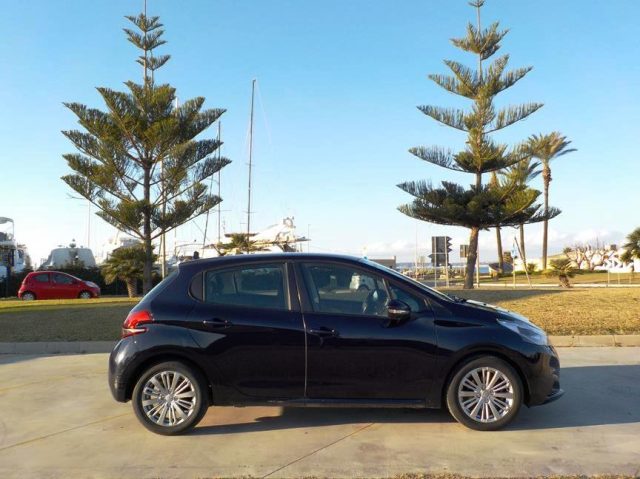 PEUGEOT 208 usata, con Airbag Passeggero