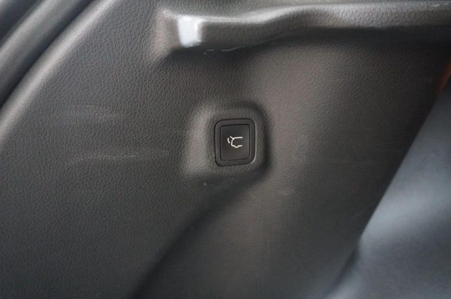 JEEP Compass usata, con Sistema di navigazione