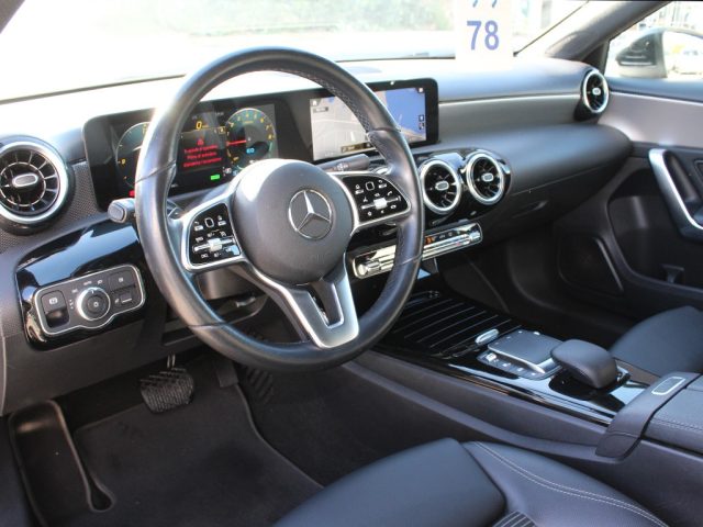 MERCEDES-BENZ A 250 usata, con Chiusura centralizzata