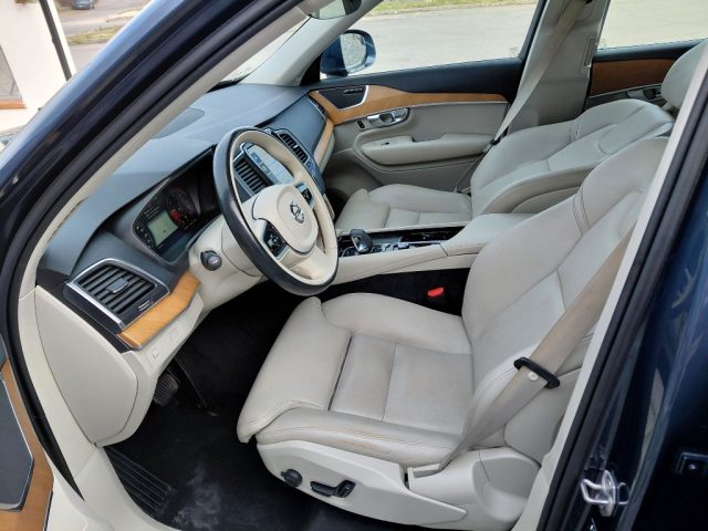 VOLVO XC90 usata, con Sedile posteriore sdoppiato