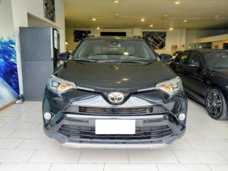 TOYOTA RAV 4 usata, con Airbag