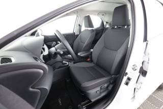 TOYOTA Yaris usata 2