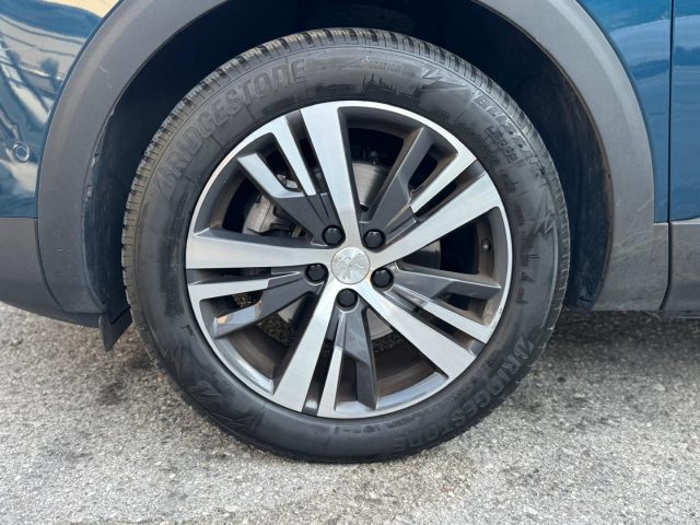 PEUGEOT 3008 usata, con Boardcomputer