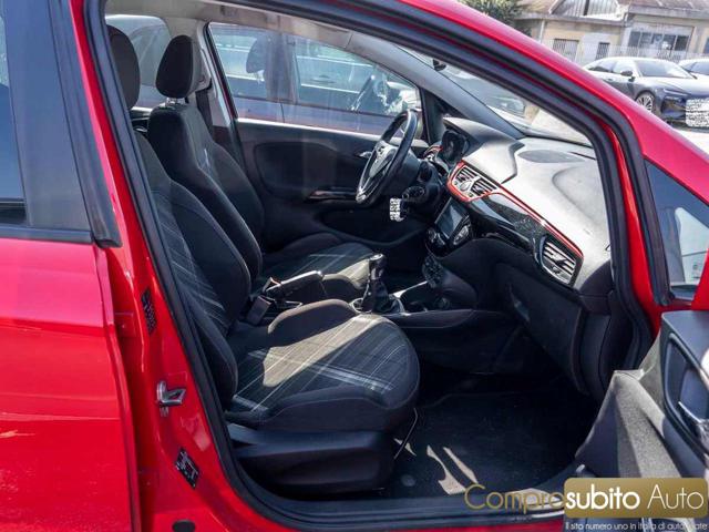 OPEL Corsa usata, con Autoradio