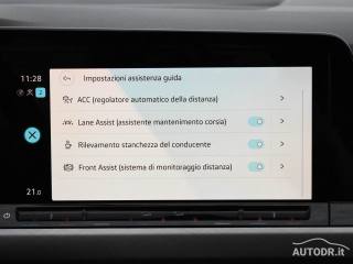VOLKSWAGEN Golf usata, con Luci diurne