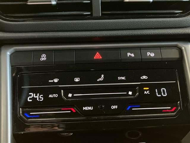 VOLKSWAGEN T-Roc usata, con Volante riscaldabile