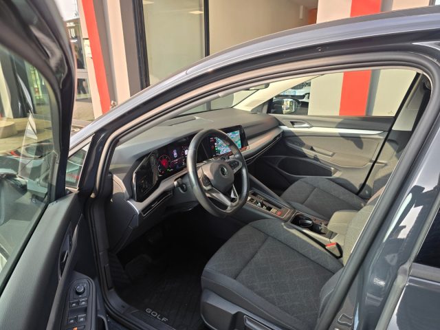 VOLKSWAGEN Golf usata, con Autoradio digitale