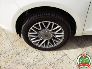 LANCIA Ypsilon usata 24