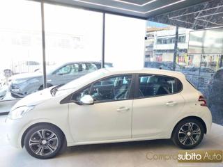 PEUGEOT 208 usata, con Airbag laterali