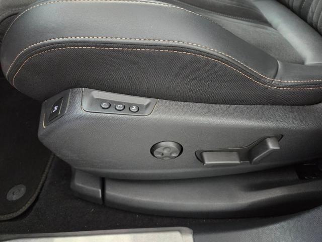 PEUGEOT 5008 usata, con Airbag laterali