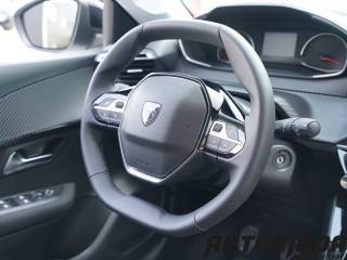 PEUGEOT 208 usata, con Autoradio digitale