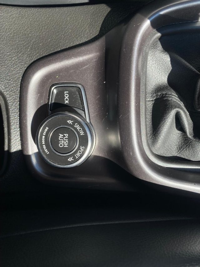 SUZUKI Vitara usata, con USB