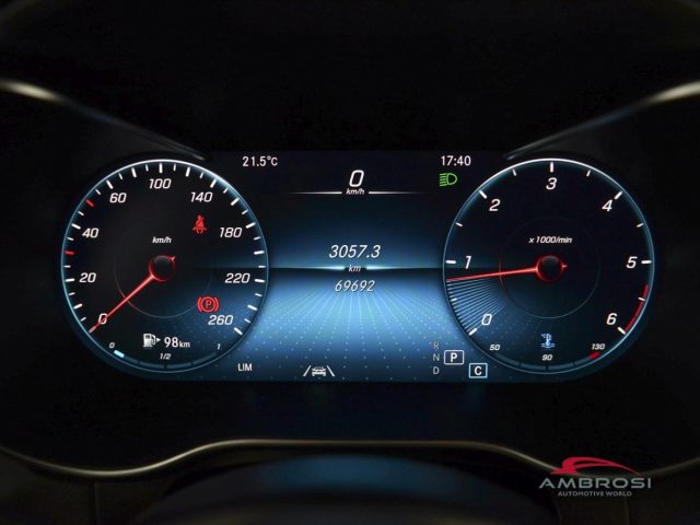 MERCEDES-BENZ GLC 220 usata 12